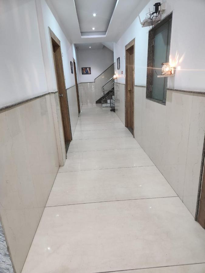 Airport Hotel Ivy With Free Airport Transfr New Delhi Extérieur photo