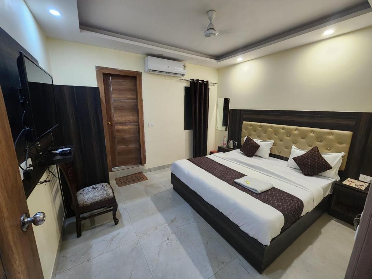 Airport Hotel Ivy With Free Airport Transfr New Delhi Extérieur photo