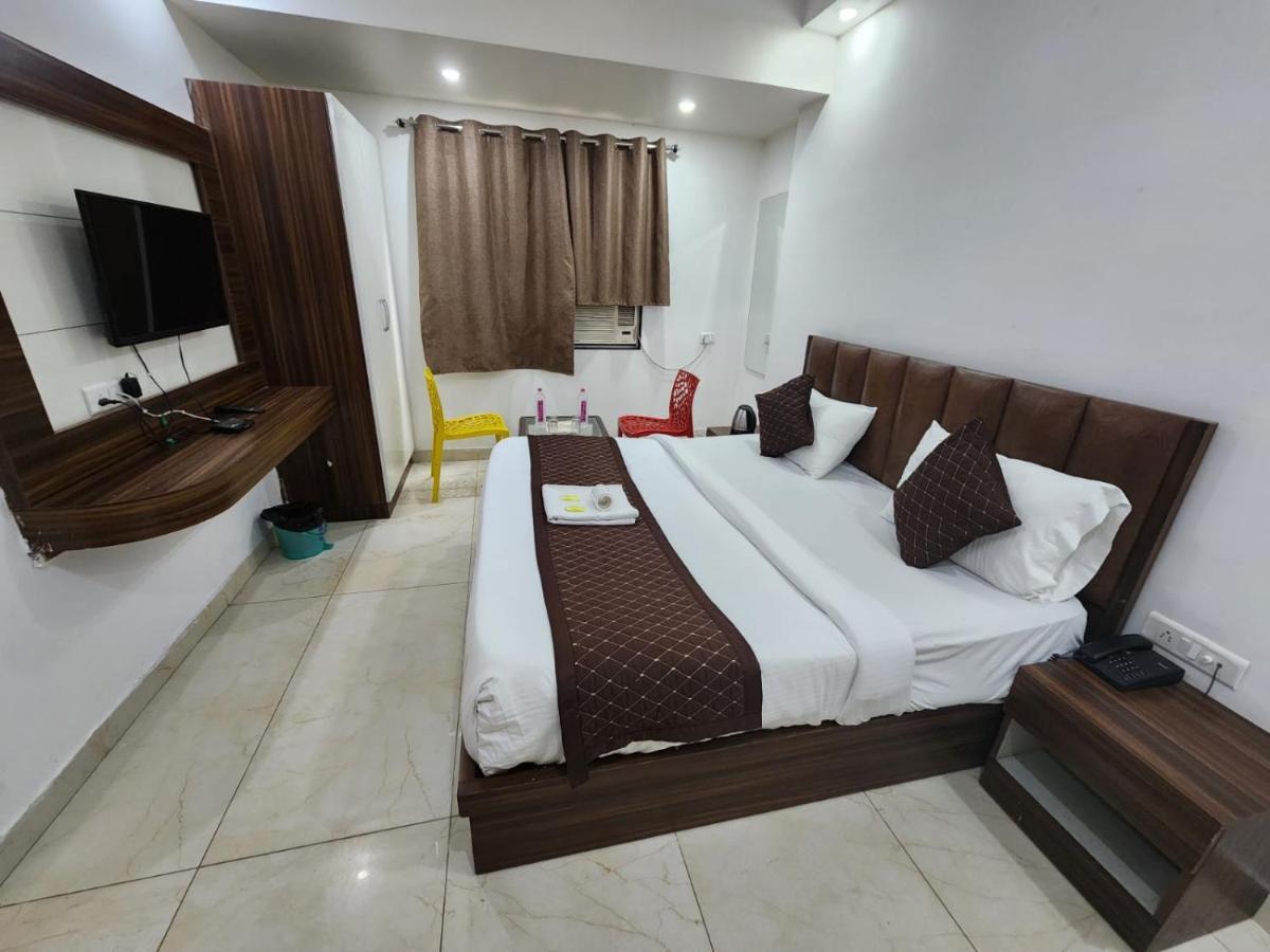 Airport Hotel Ivy With Free Airport Transfr New Delhi Extérieur photo