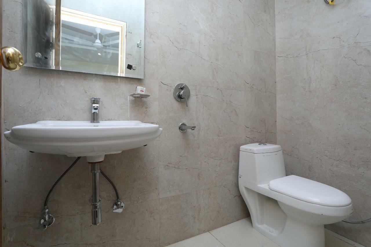 Airport Hotel Ivy With Free Airport Transfr New Delhi Extérieur photo
