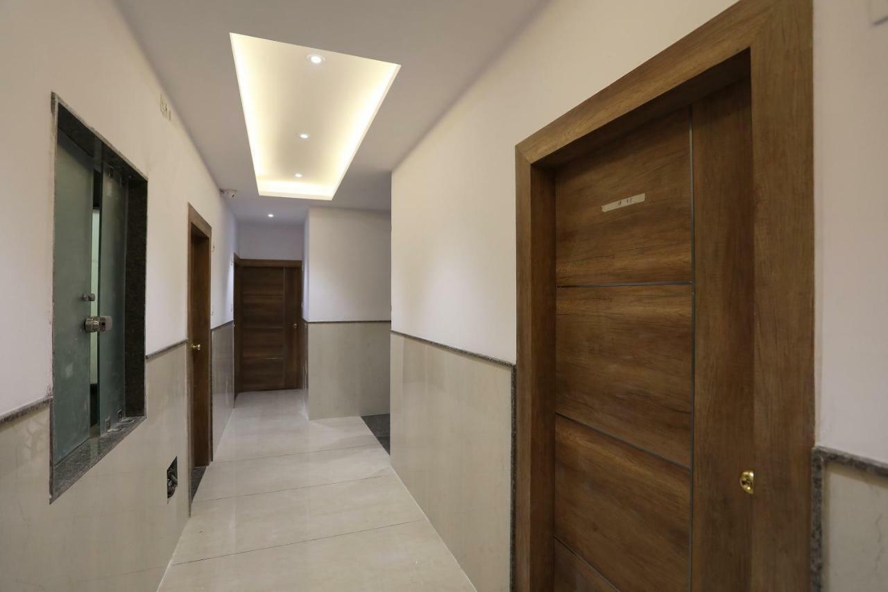 Airport Hotel Ivy With Free Airport Transfr New Delhi Extérieur photo