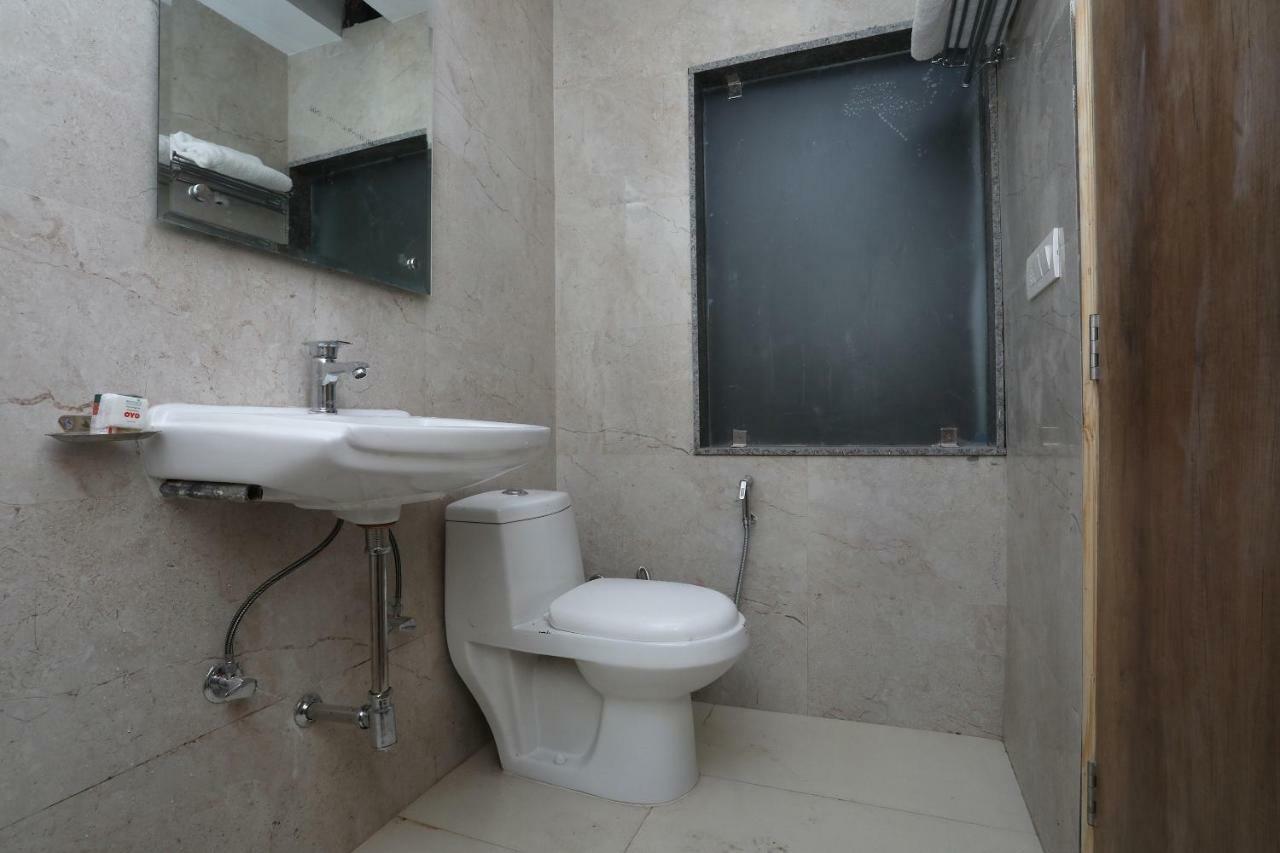 Airport Hotel Ivy With Free Airport Transfr New Delhi Extérieur photo